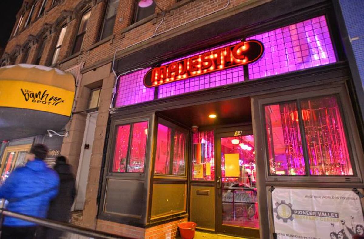 Best Gay, Trans, Queer & Lgbtq+ Bars & Clubs In Northampton