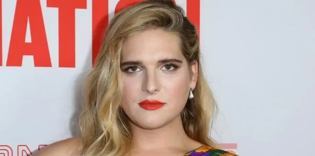 Hari Nef
