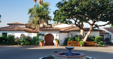 ลาน Casa Romantica ใน San Clemente